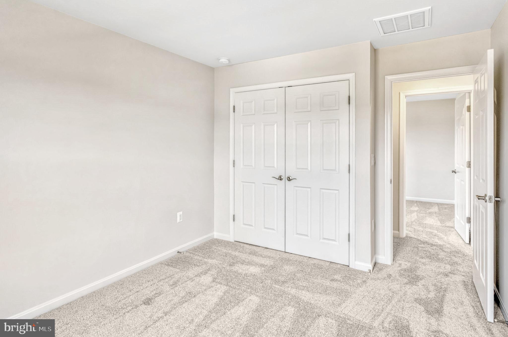 WHITE OAK - Residential