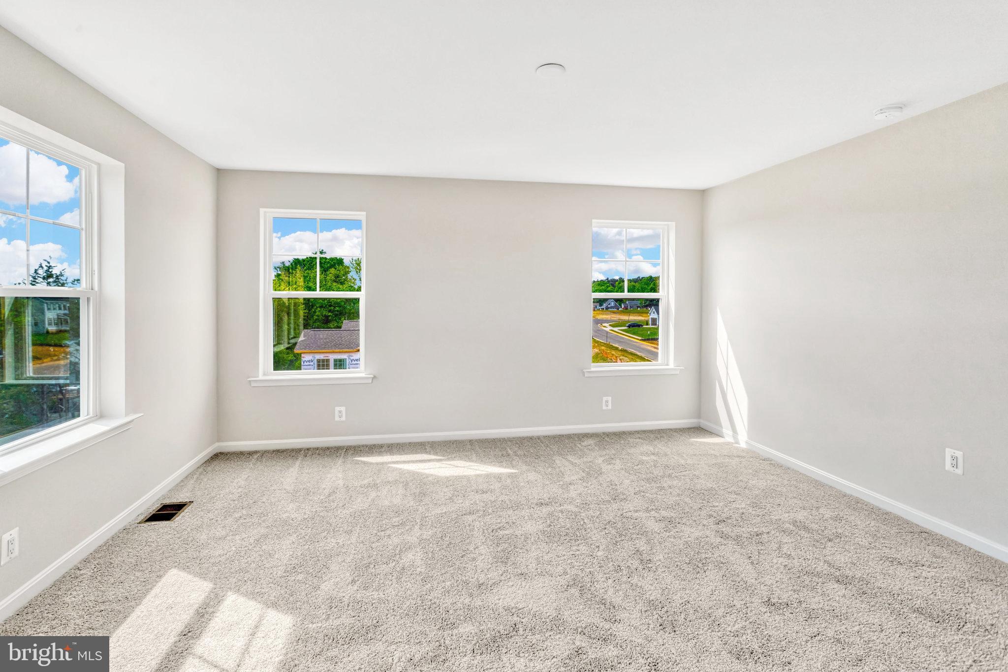 WHITE OAK - Residential