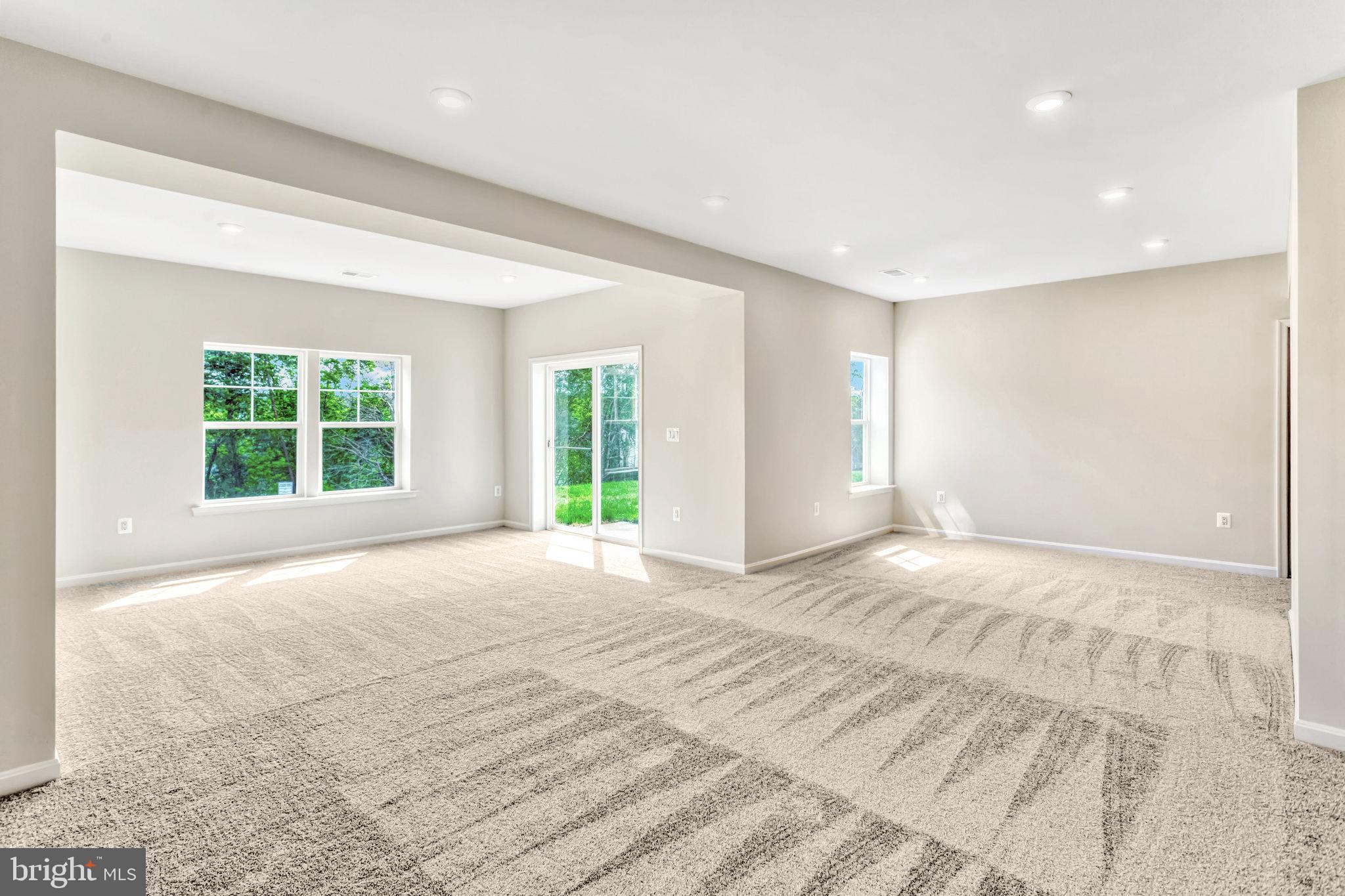 WHITE OAK - Residential