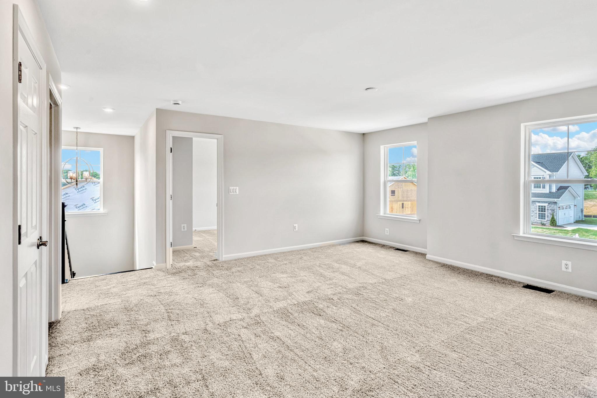 WHITE OAK - Residential