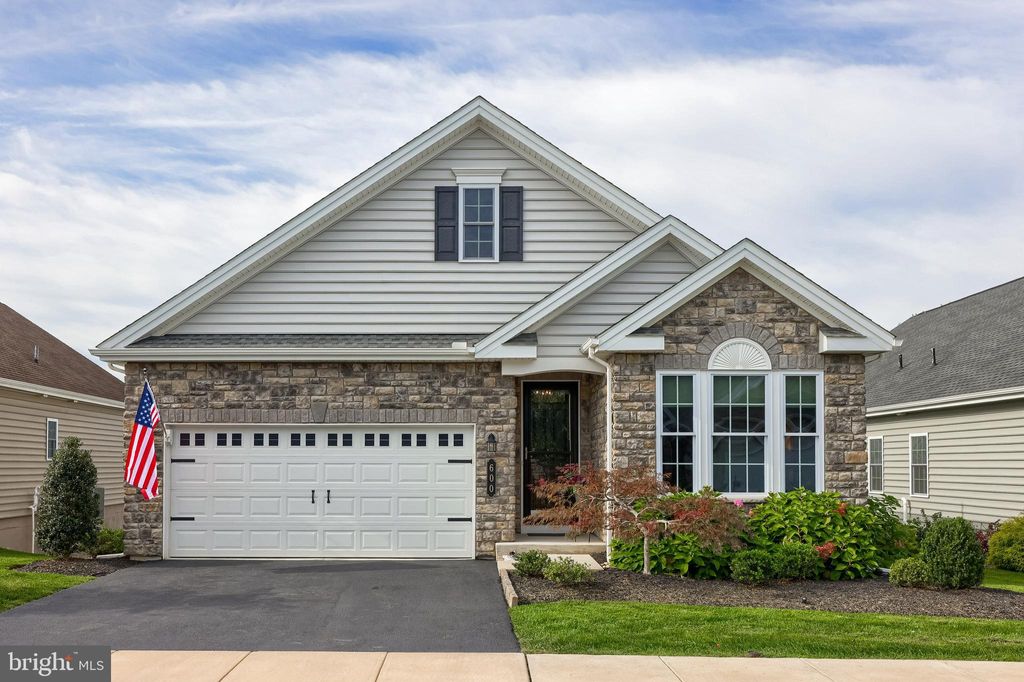 Photo of 600 Allegiance Drive, LITITZ, PA 17543 (MLS # PALA2077936)