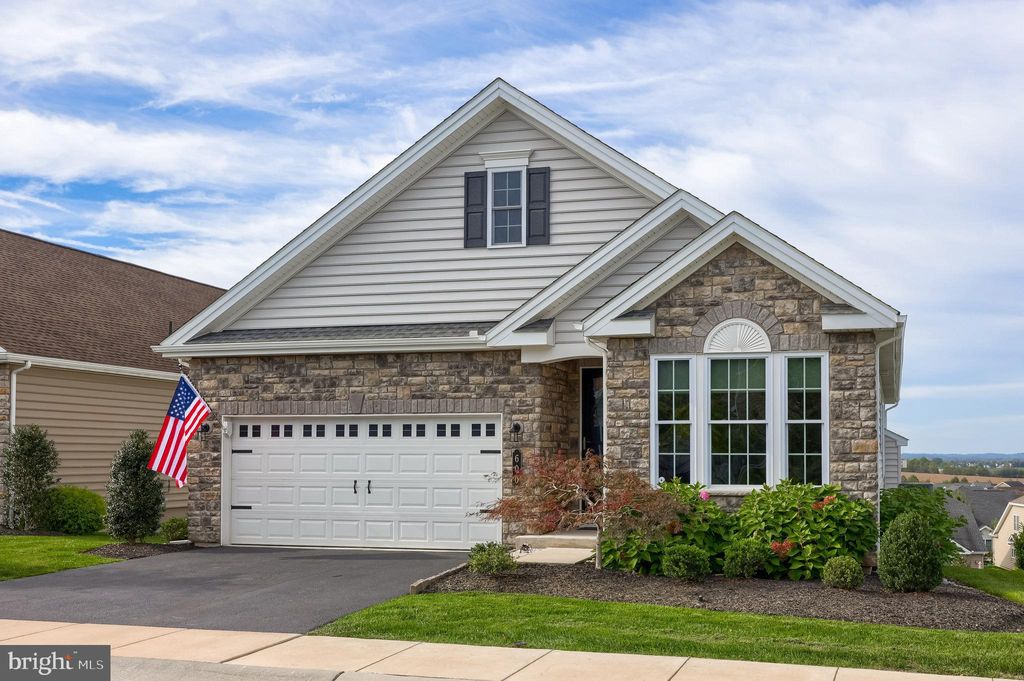 Photo of 600 Allegiance Drive, LITITZ, PA 17543 (MLS # PALA2077936)