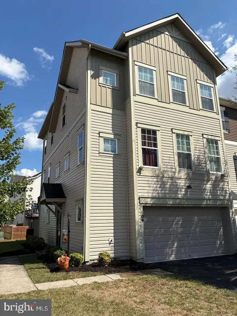 MLS: VAFV2045324