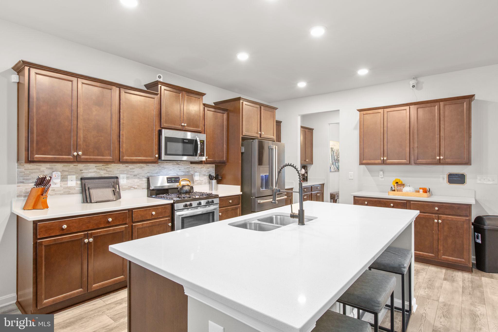 SOUTHGATE - Residential