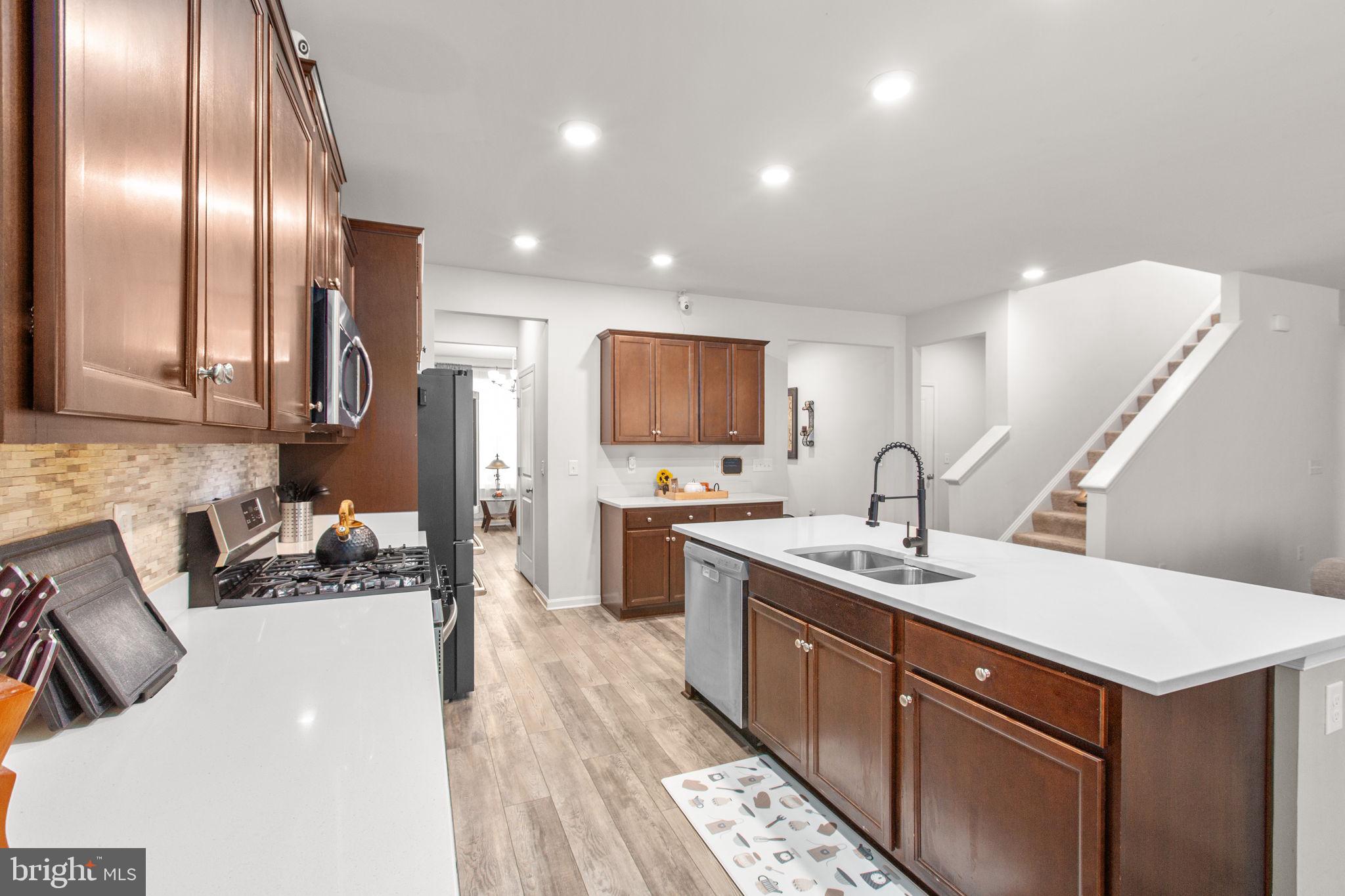 SOUTHGATE - Residential