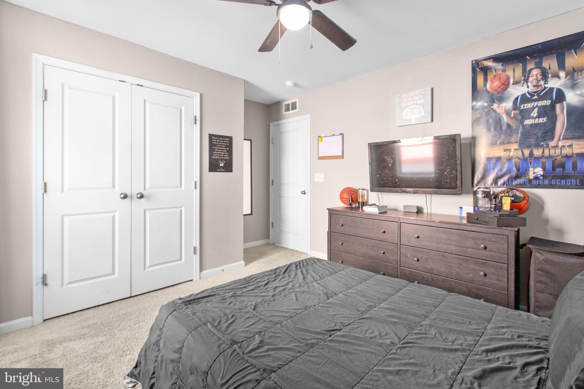 SOUTHGATE - Residential