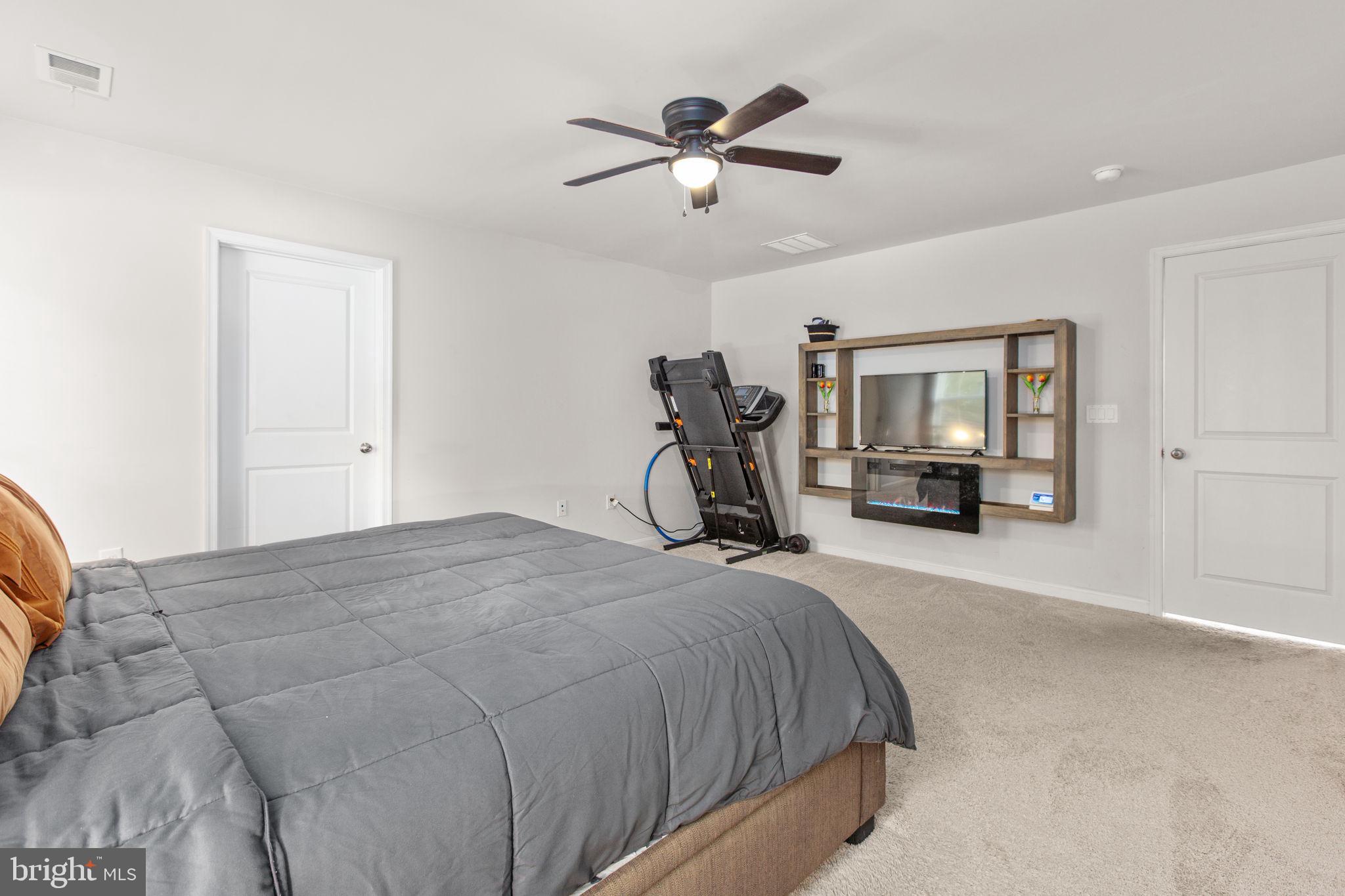 SOUTHGATE - Residential