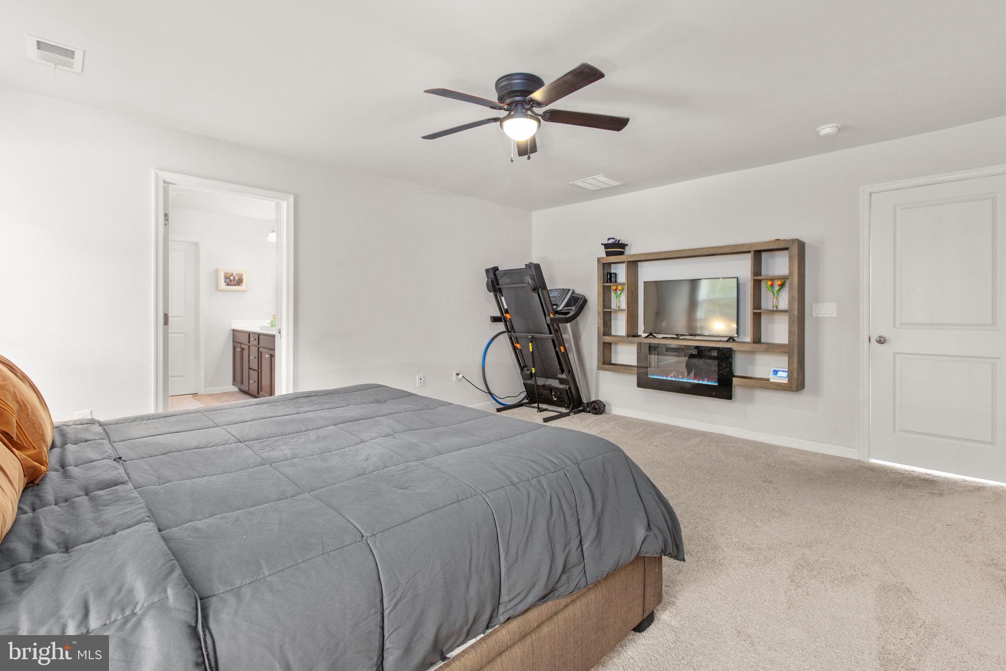 SOUTHGATE - Residential