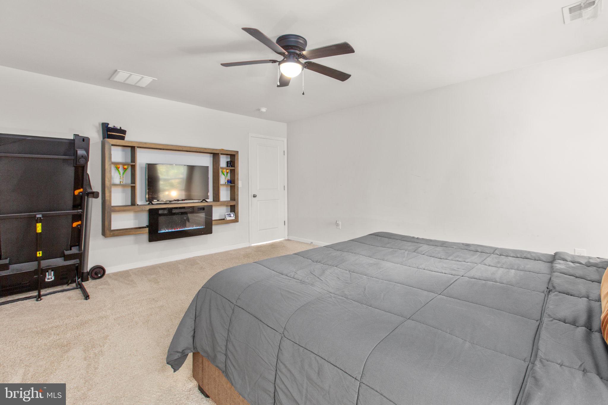 SOUTHGATE - Residential