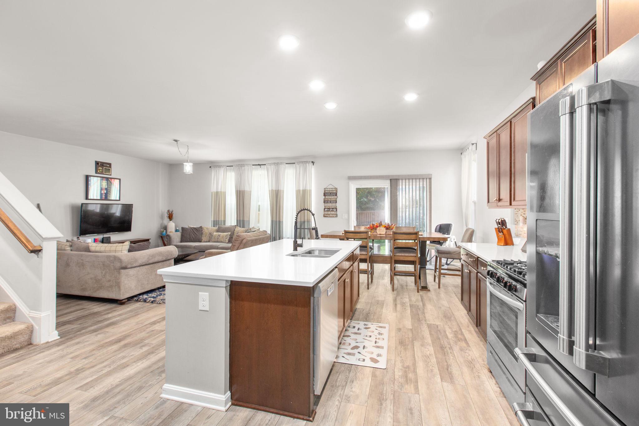 SOUTHGATE - Residential