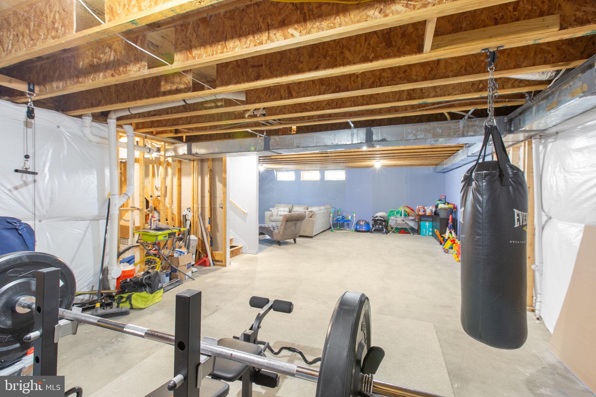 SOUTHGATE - Residential