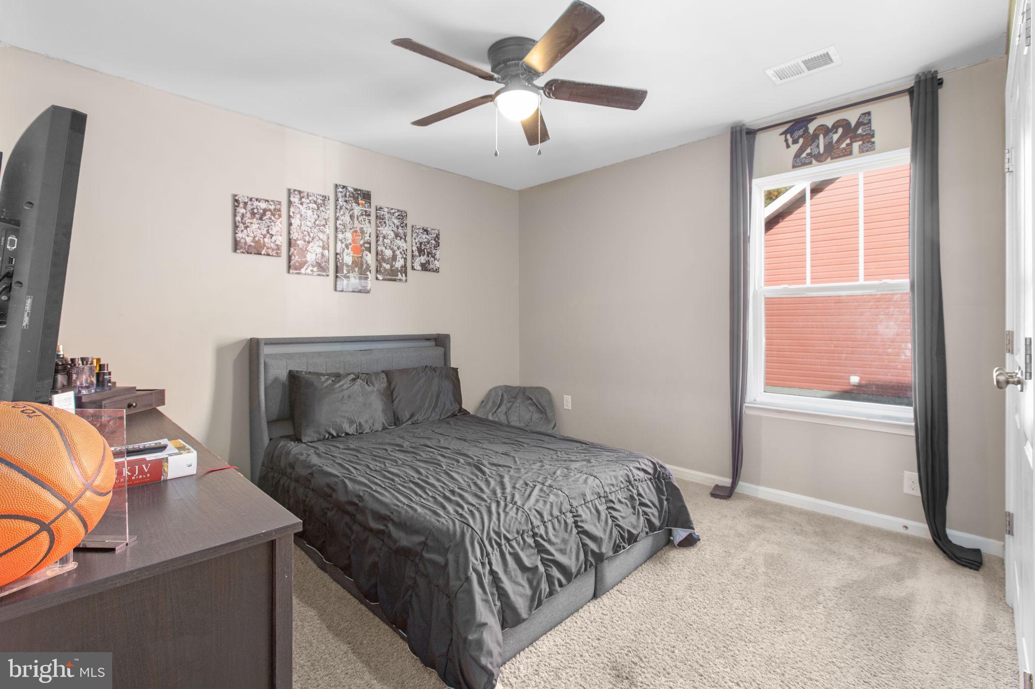 SOUTHGATE - Residential