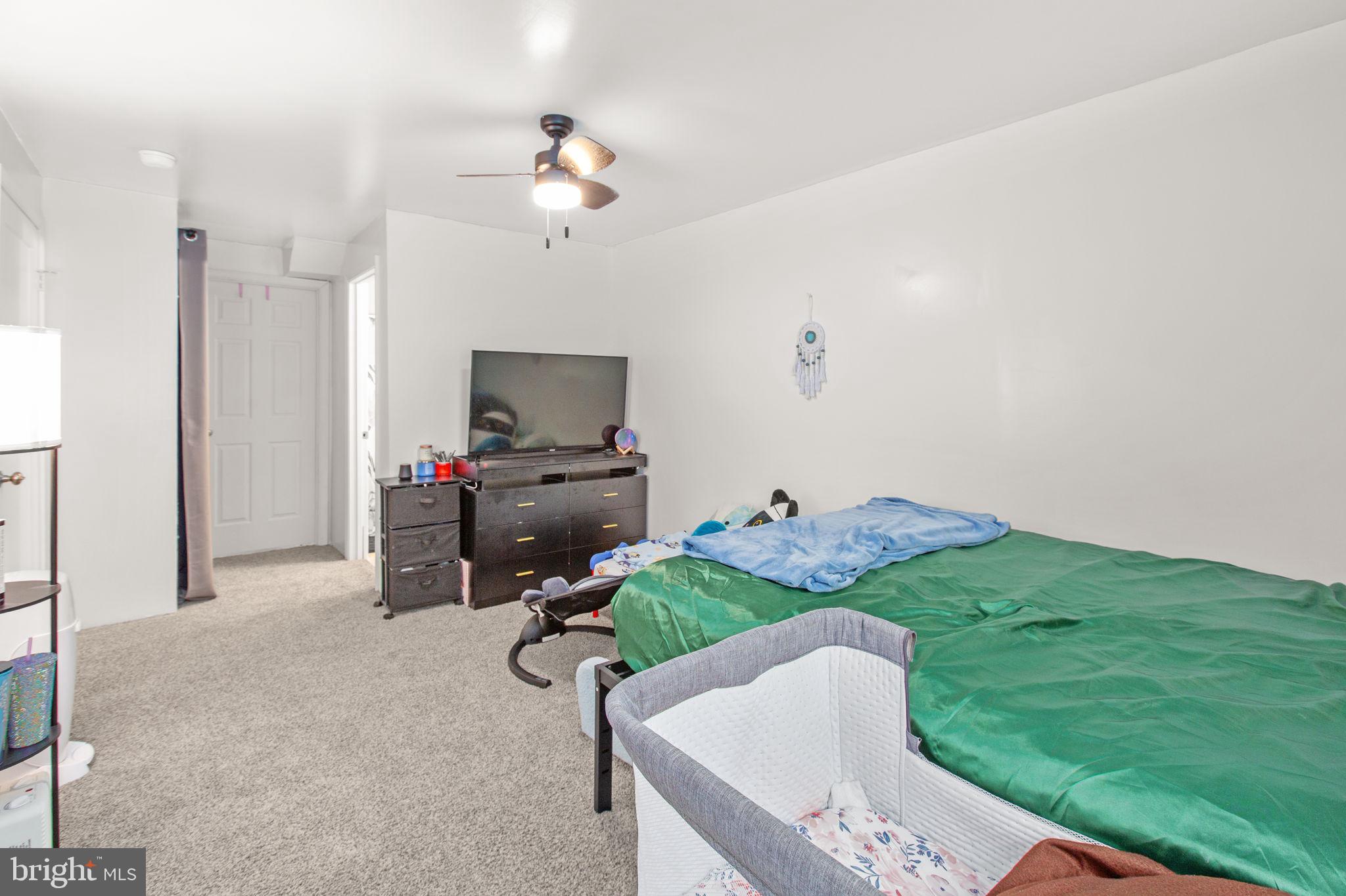 SOUTHGATE - Residential