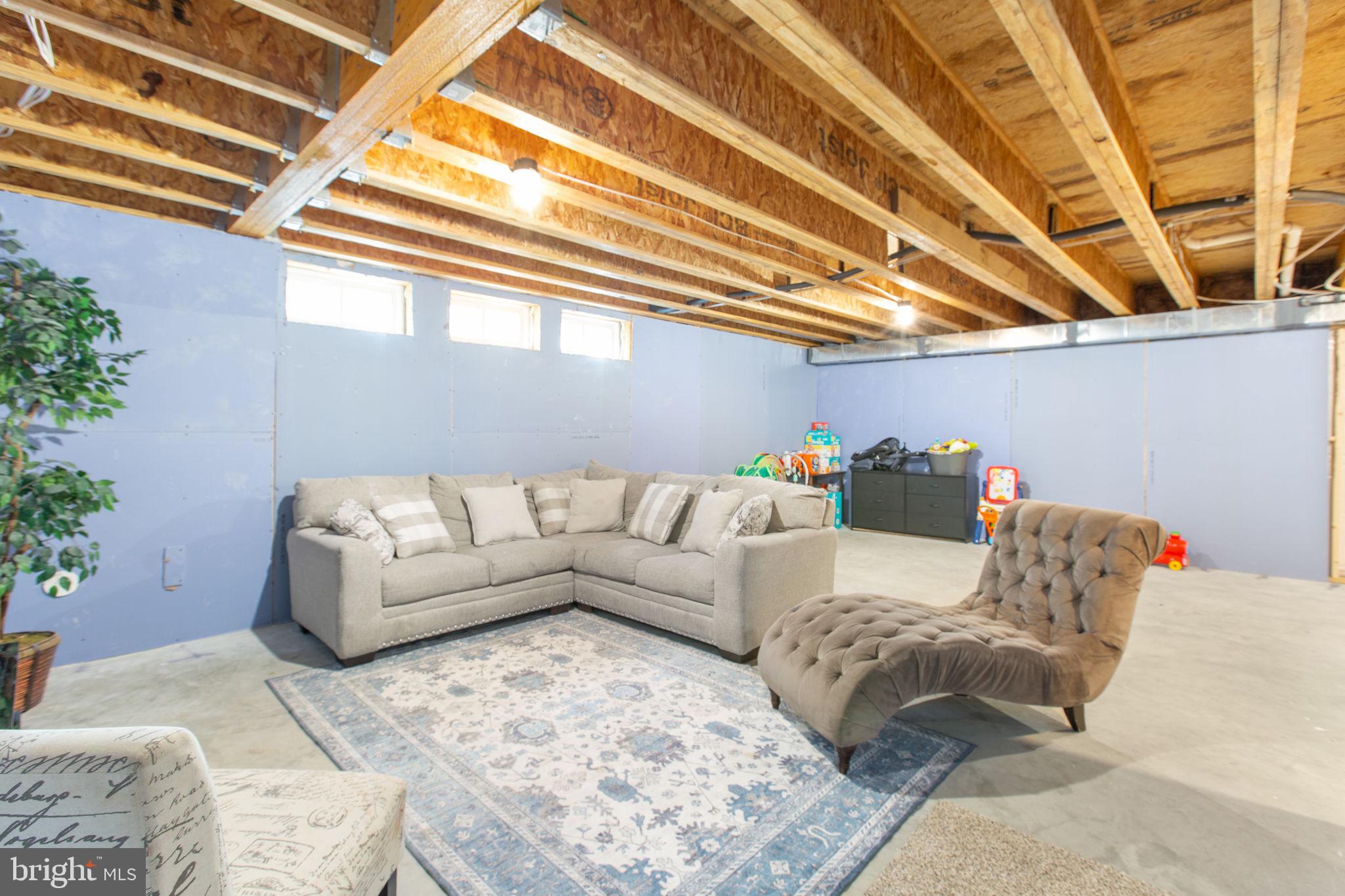 SOUTHGATE - Residential