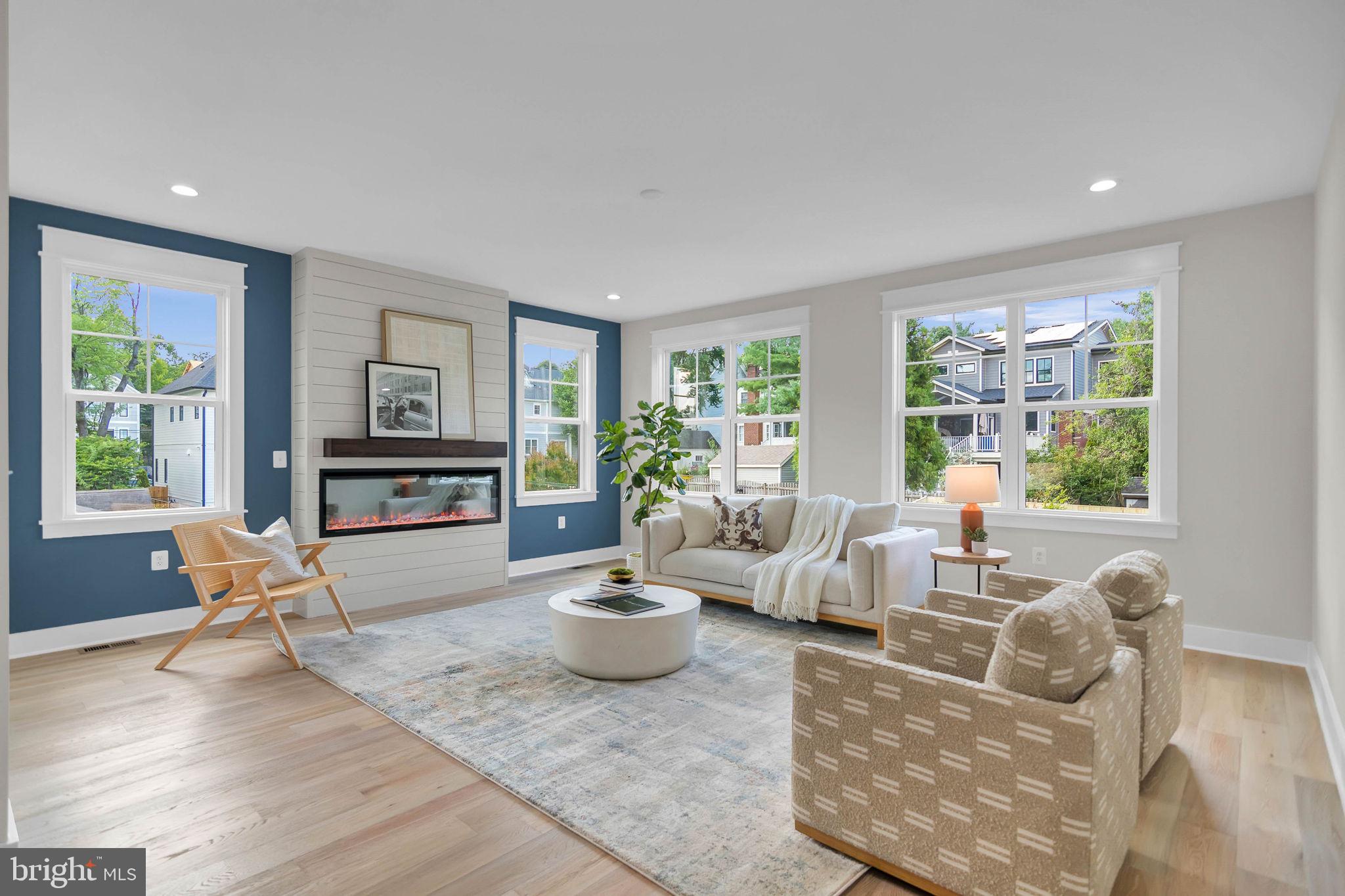 TUCKAHOE VILLAGE - Residential