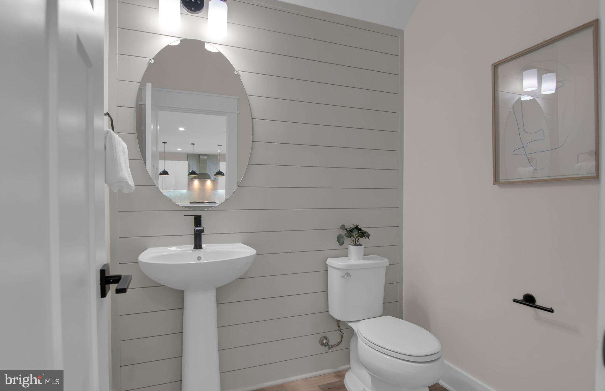 TUCKAHOE VILLAGE - Residential