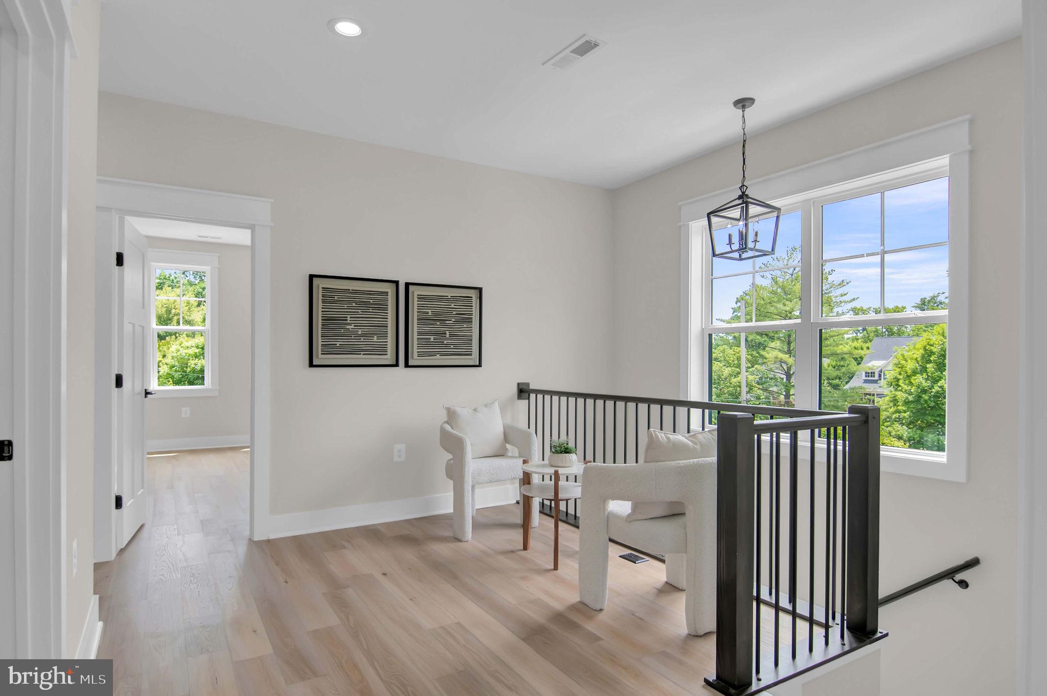 TUCKAHOE VILLAGE - Residential