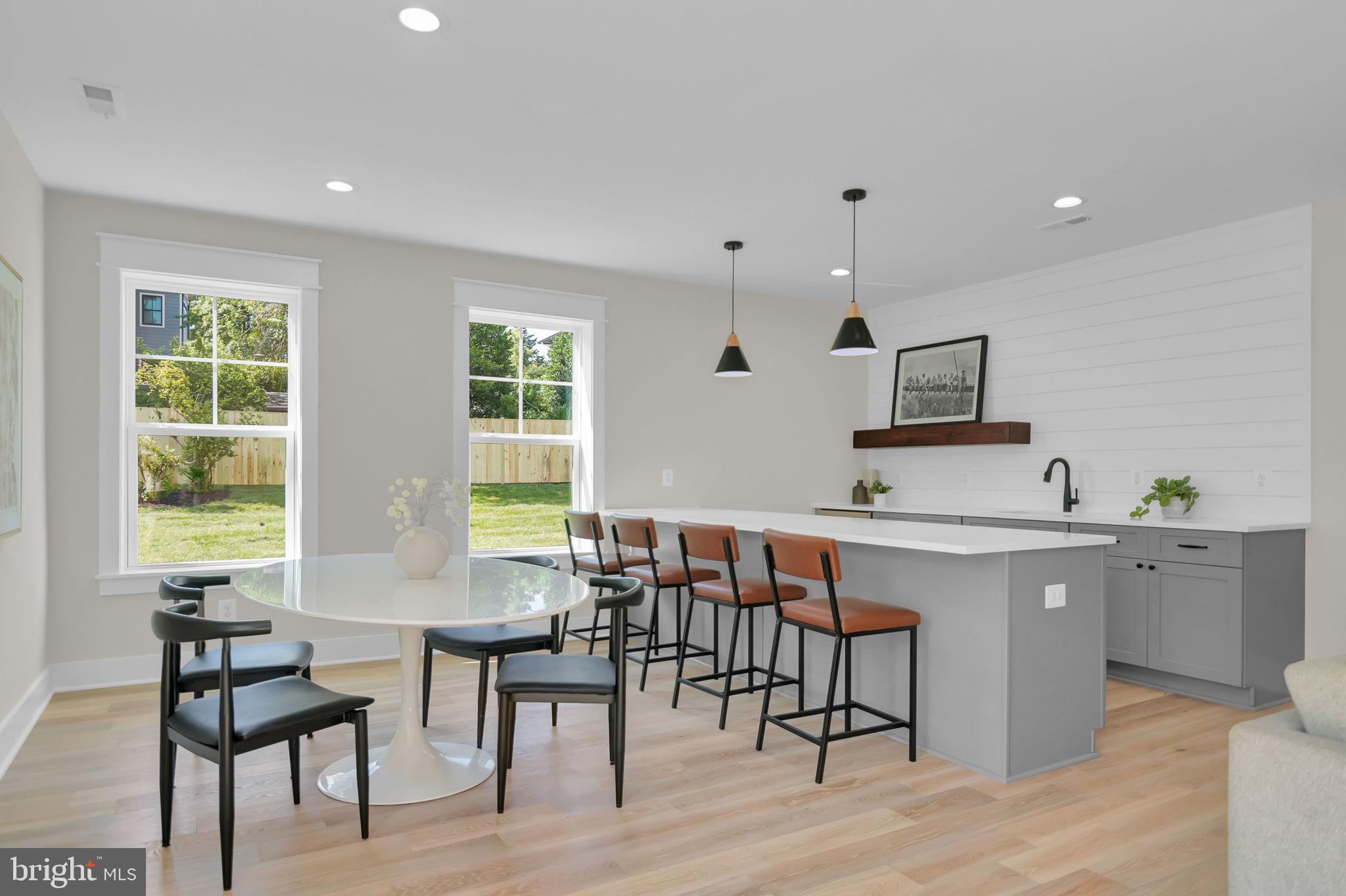 TUCKAHOE VILLAGE - Residential