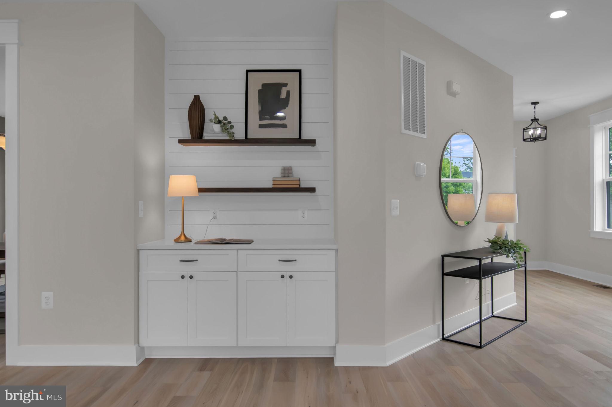 TUCKAHOE VILLAGE - Residential