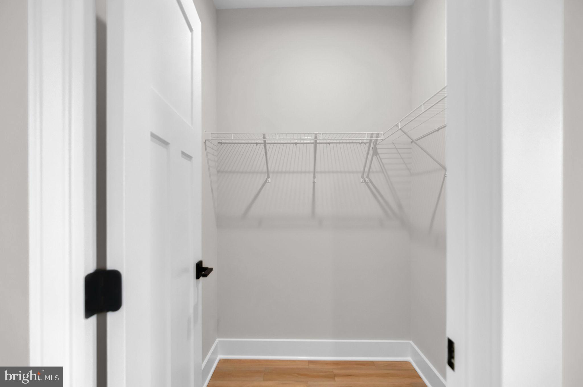 TUCKAHOE VILLAGE - Residential