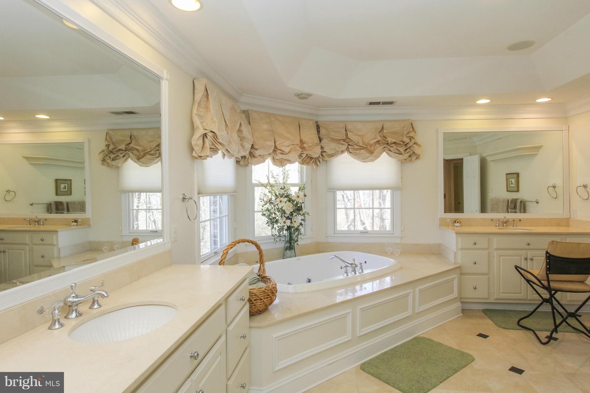 COLVIN MEADOW ESTATES - Residential