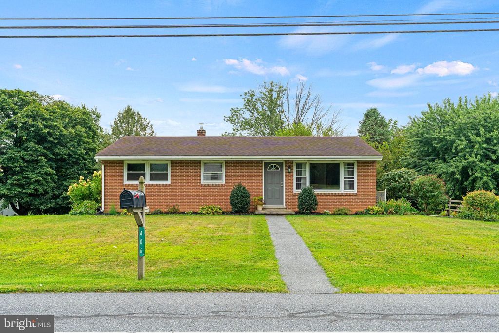 Photo of 406 E 28th Division Highway, LITITZ, PA 17543 (MLS # PALA2075750)