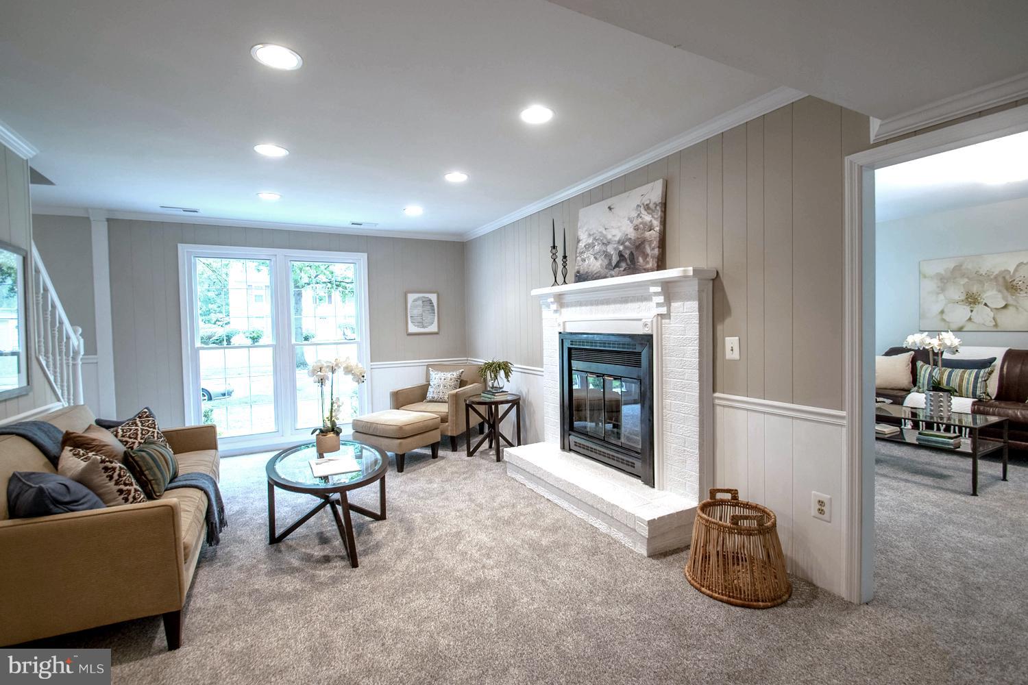 ANNAPOLIS COVE - Residential