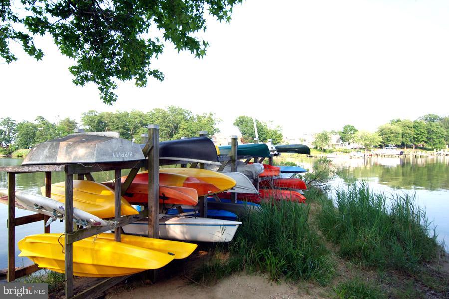 ANNAPOLIS COVE - Residential