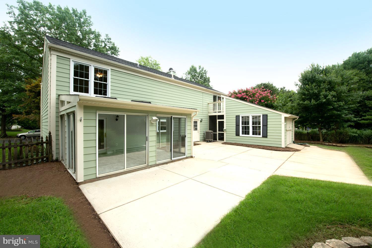 ANNAPOLIS COVE - Residential