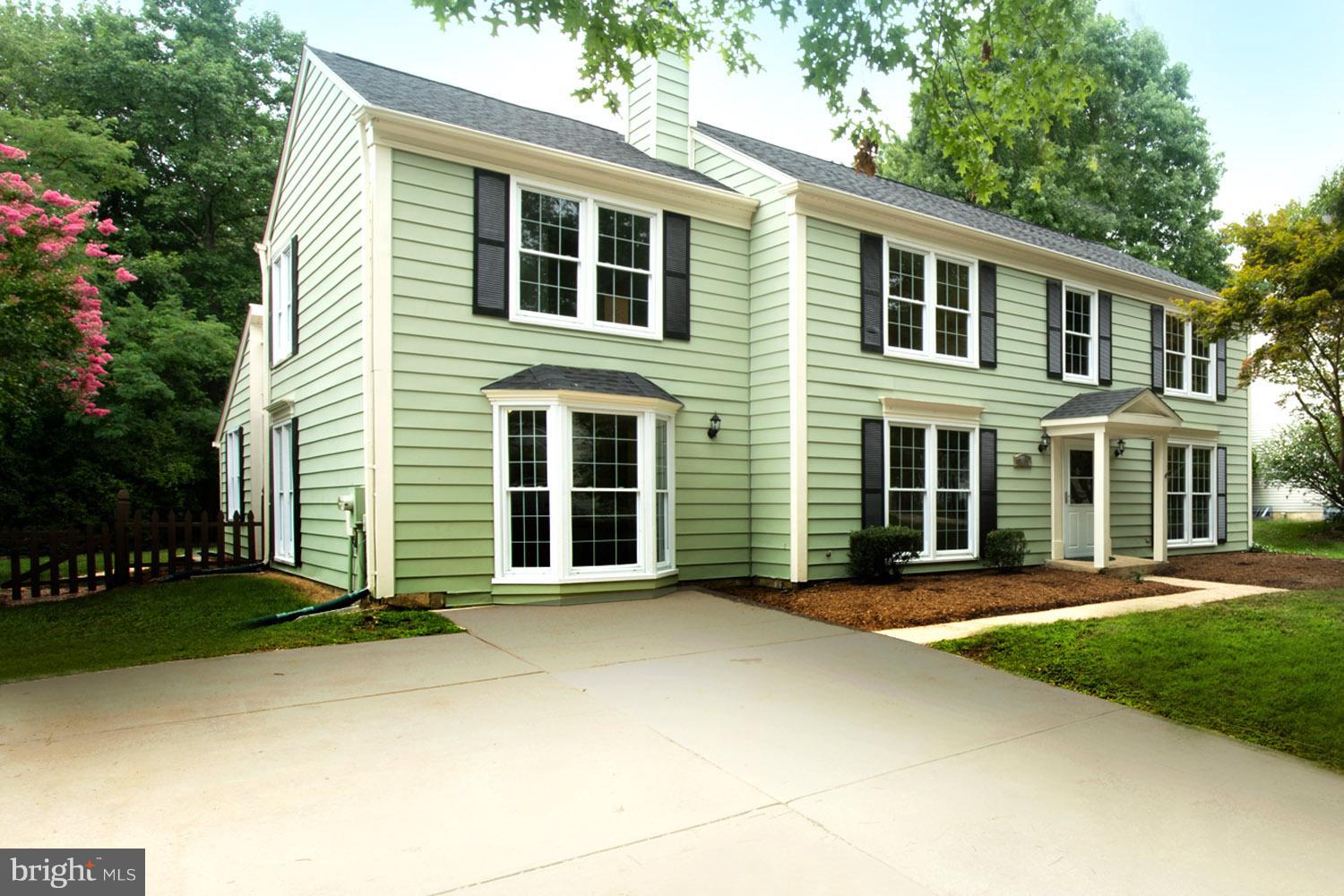 ANNAPOLIS COVE - Residential