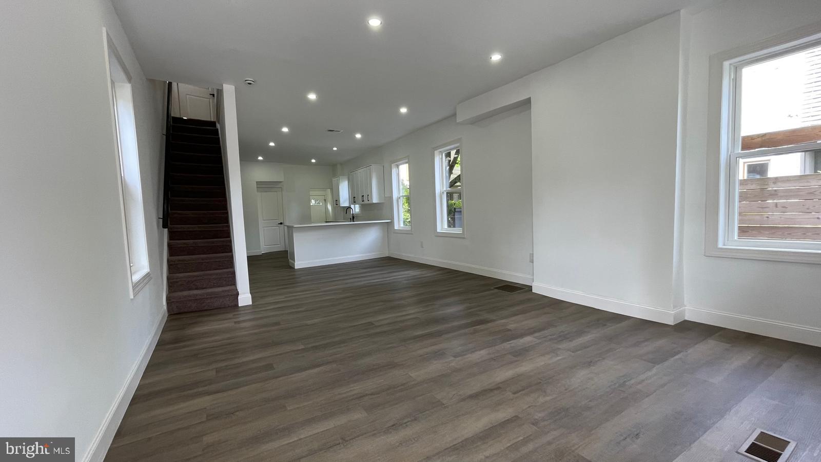 6358 CHEROKEE STREET