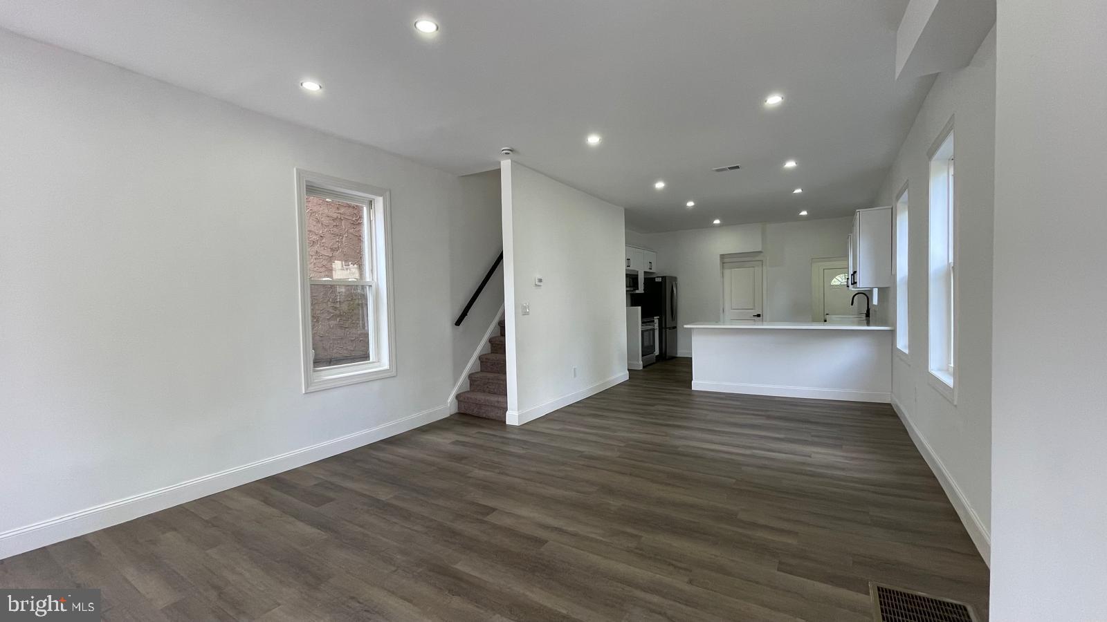 6358 CHEROKEE STREET