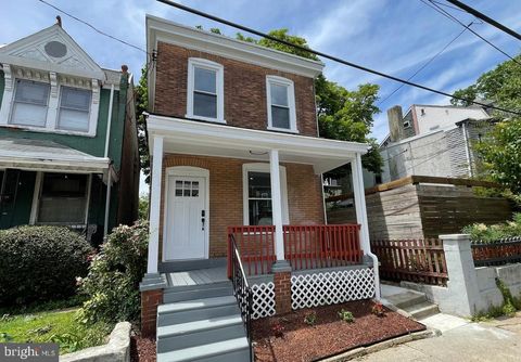 Homes For Sale - 6358 Cherokee Street<br/> PHILADELPHIA, PA 19144