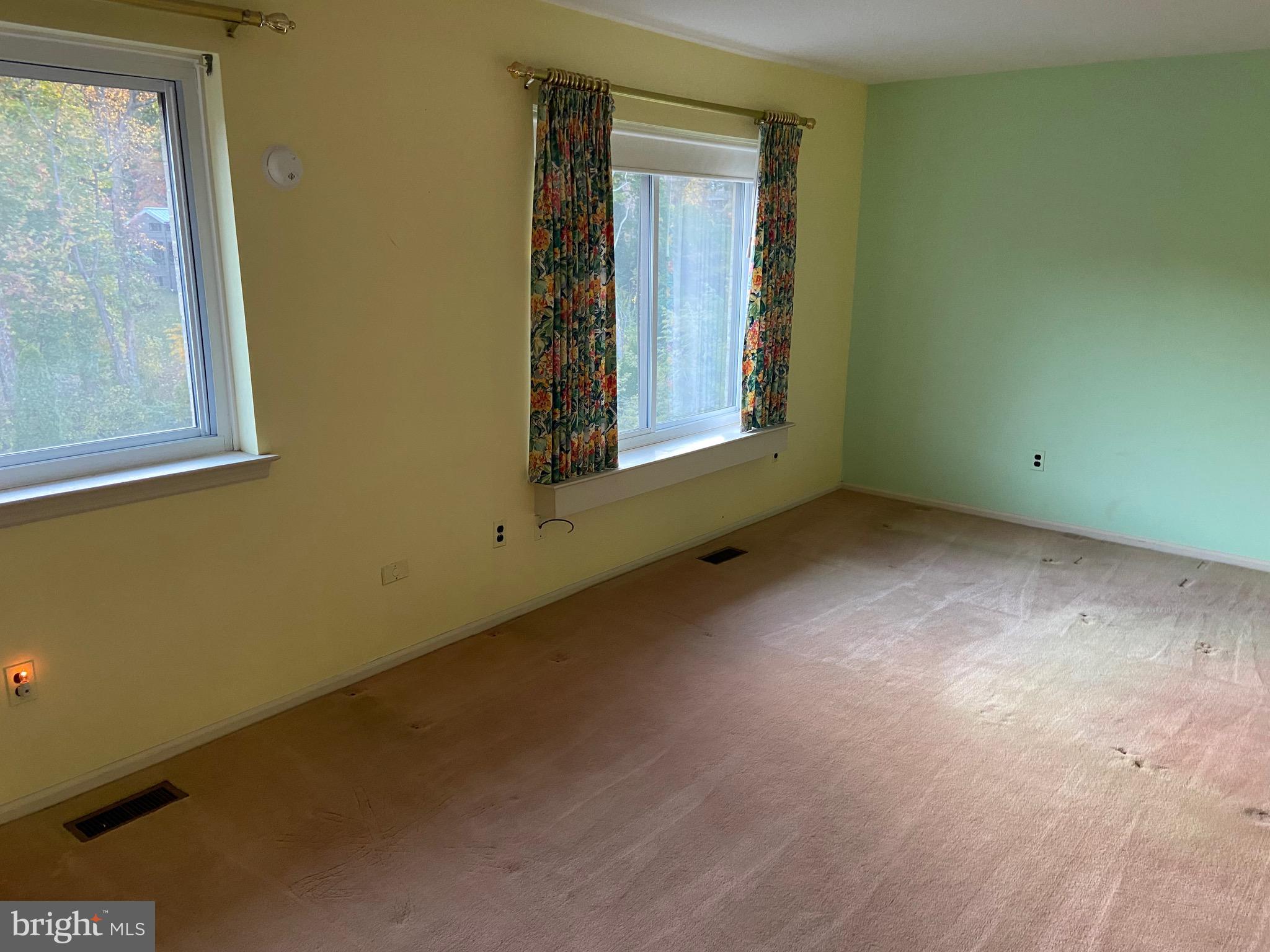 FOXWOOD - Residential