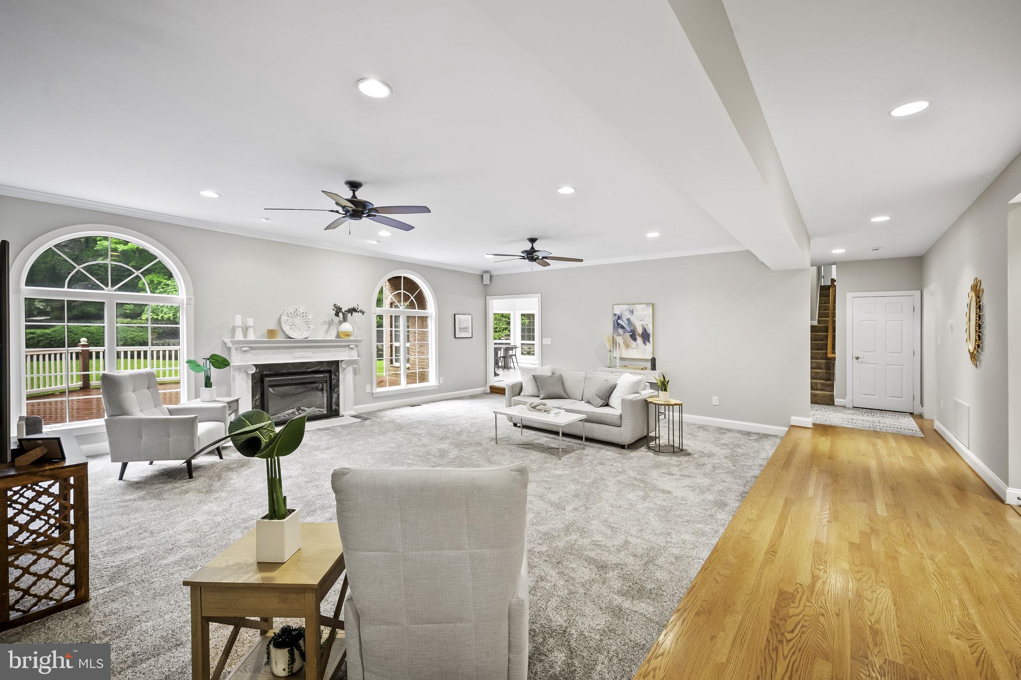 RIVER DOWNS - Residential