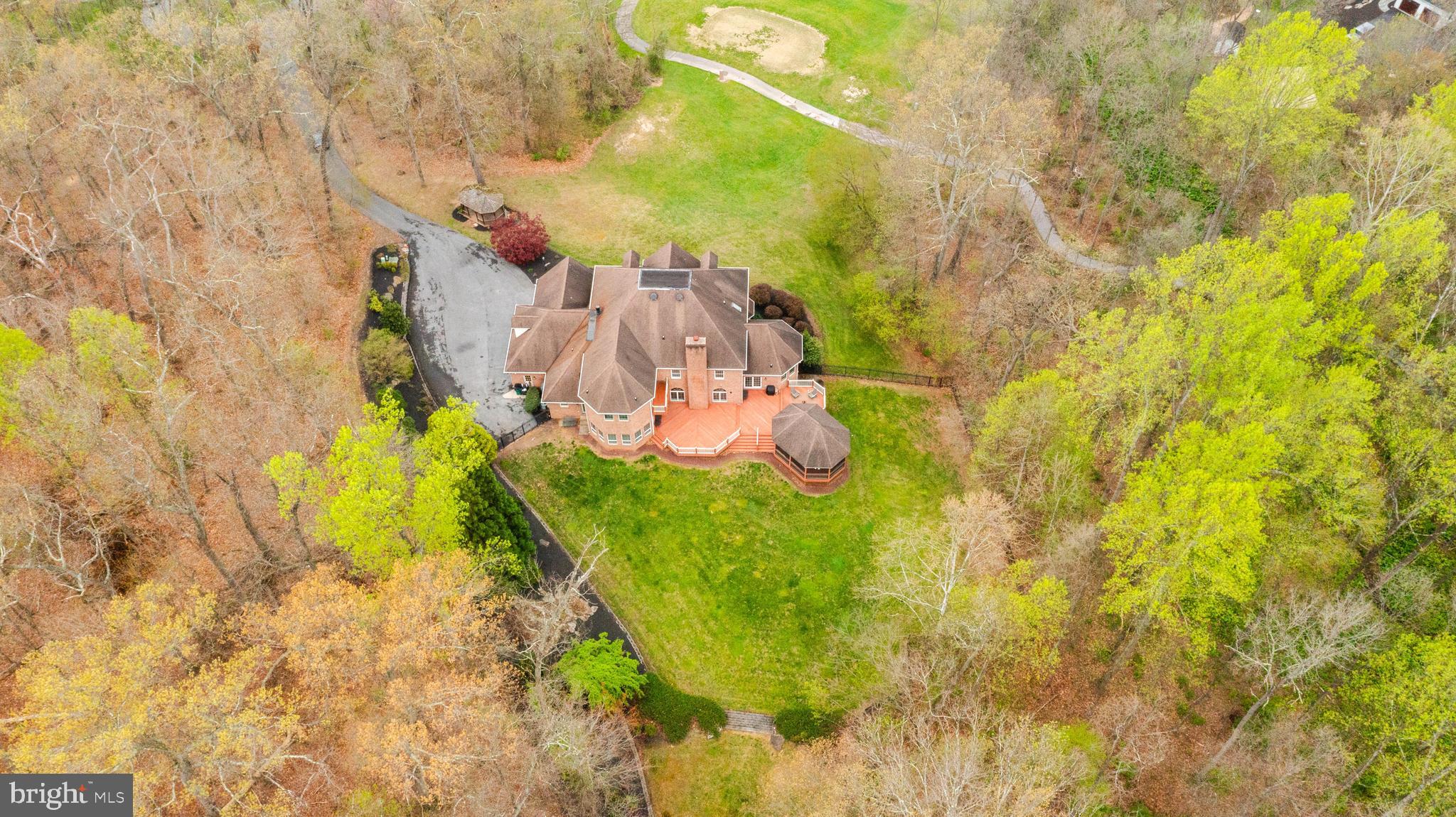 RIVER DOWNS - Residential