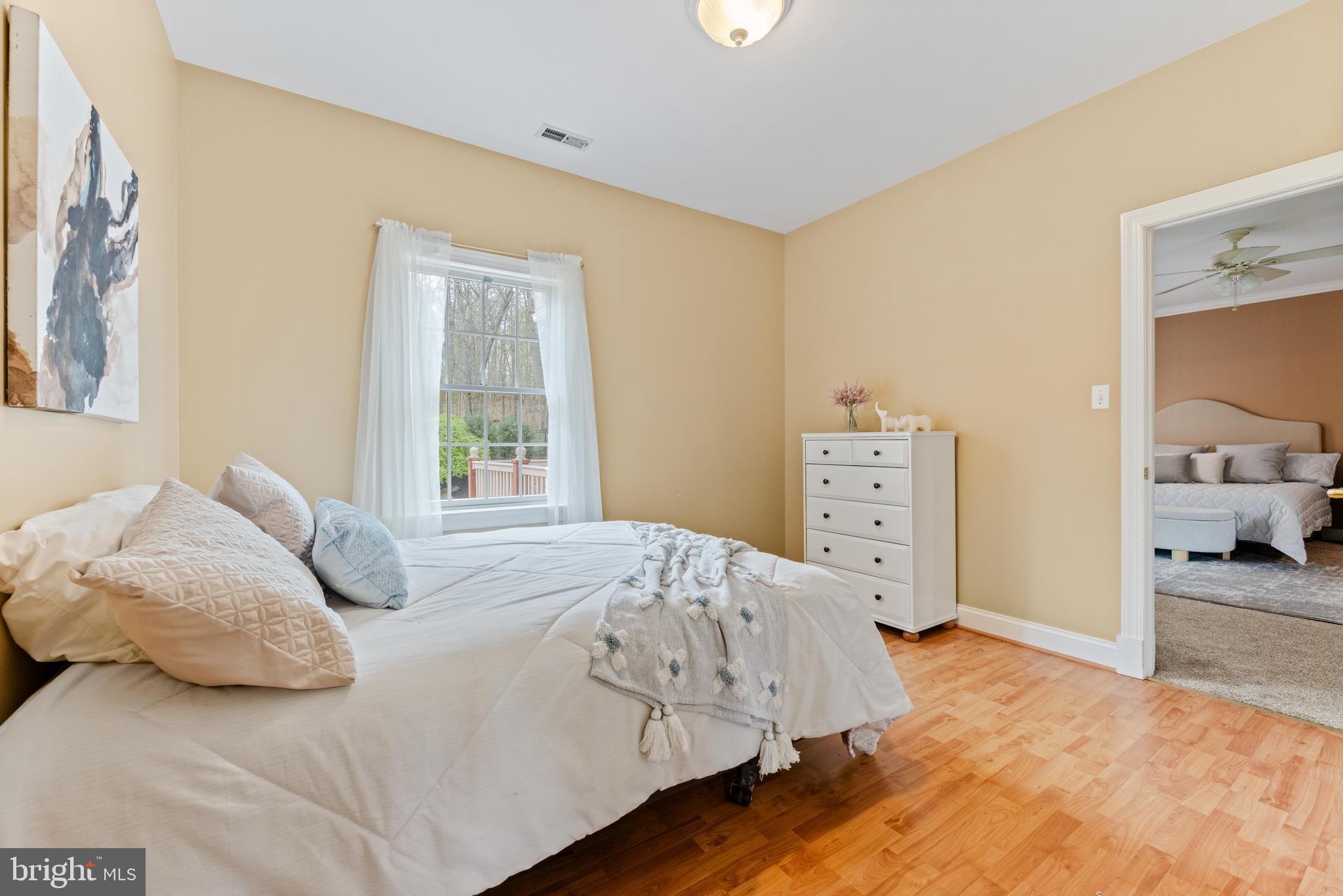 RIVER DOWNS - Residential