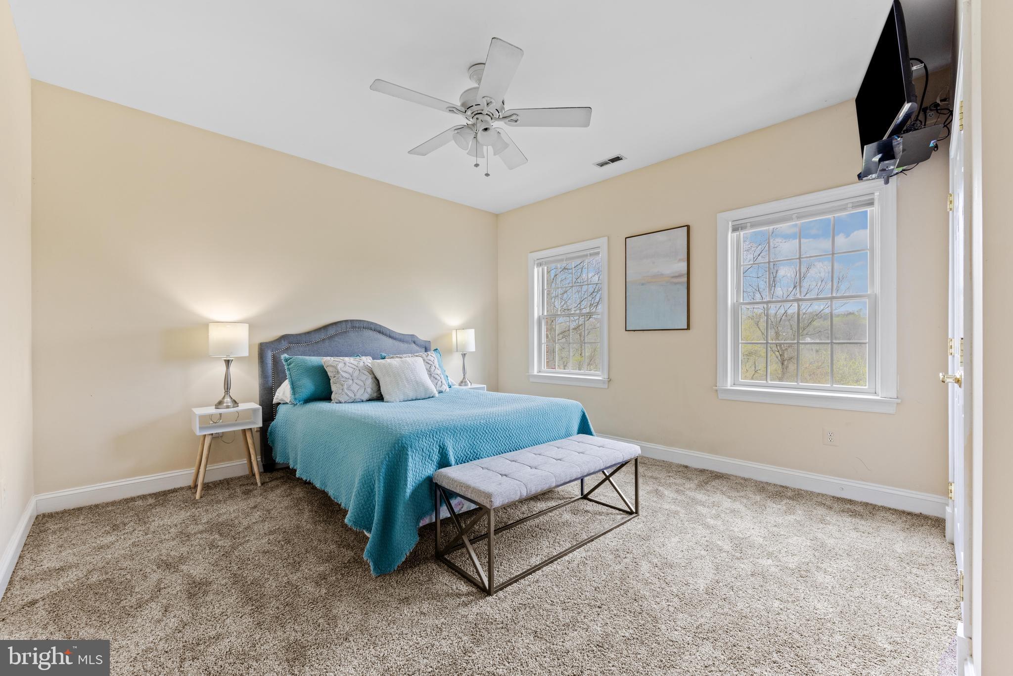 RIVER DOWNS - Residential