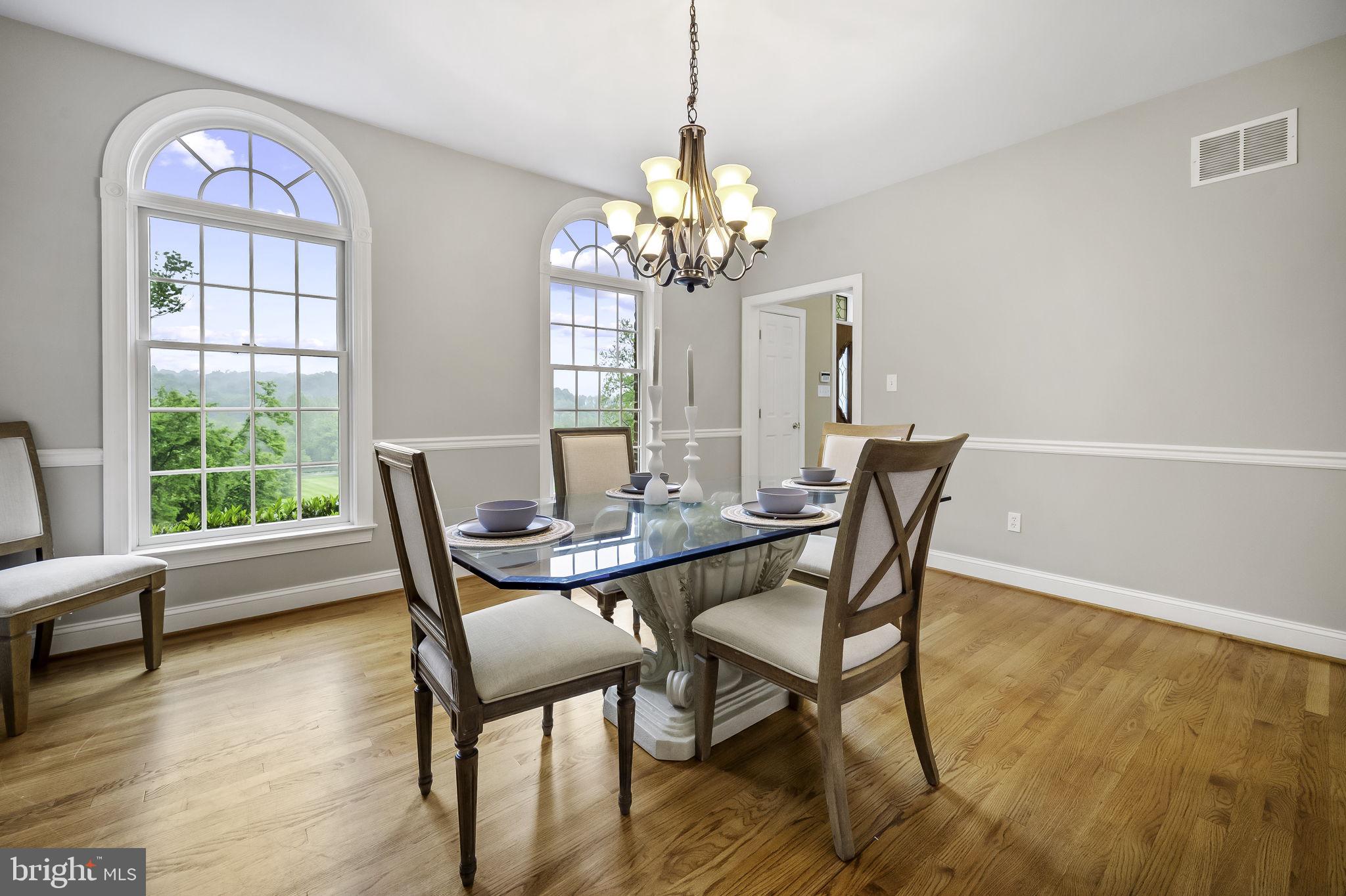 RIVER DOWNS - Residential