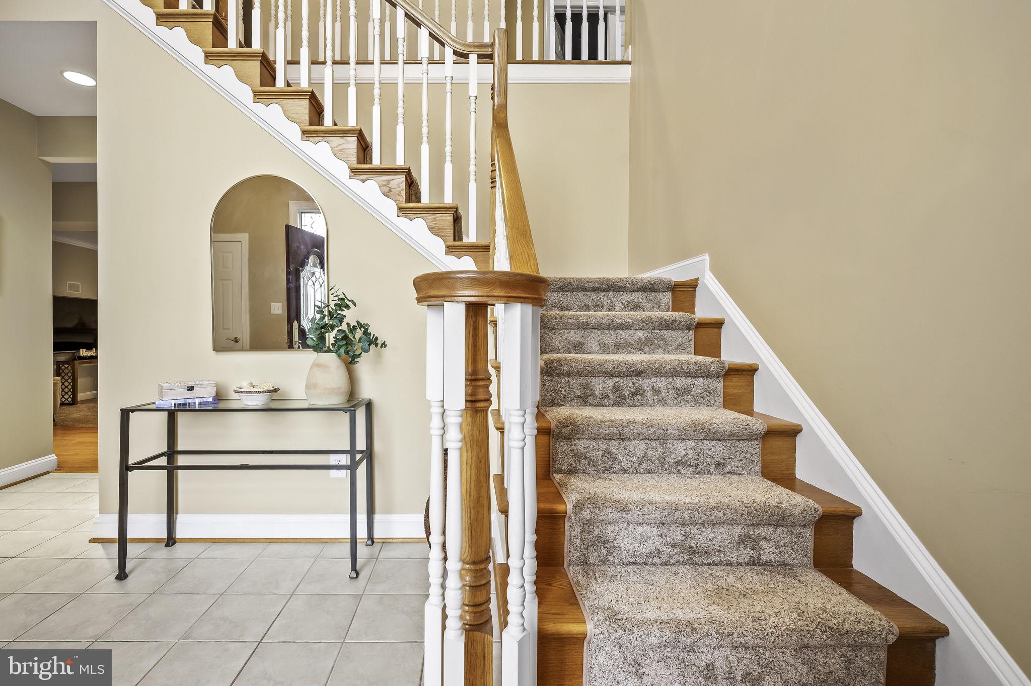 RIVER DOWNS - Residential