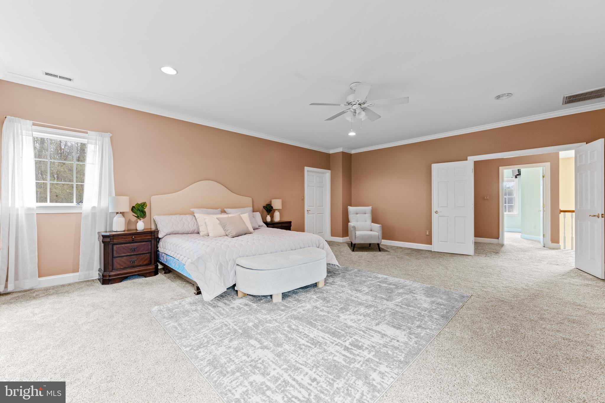 RIVER DOWNS - Residential