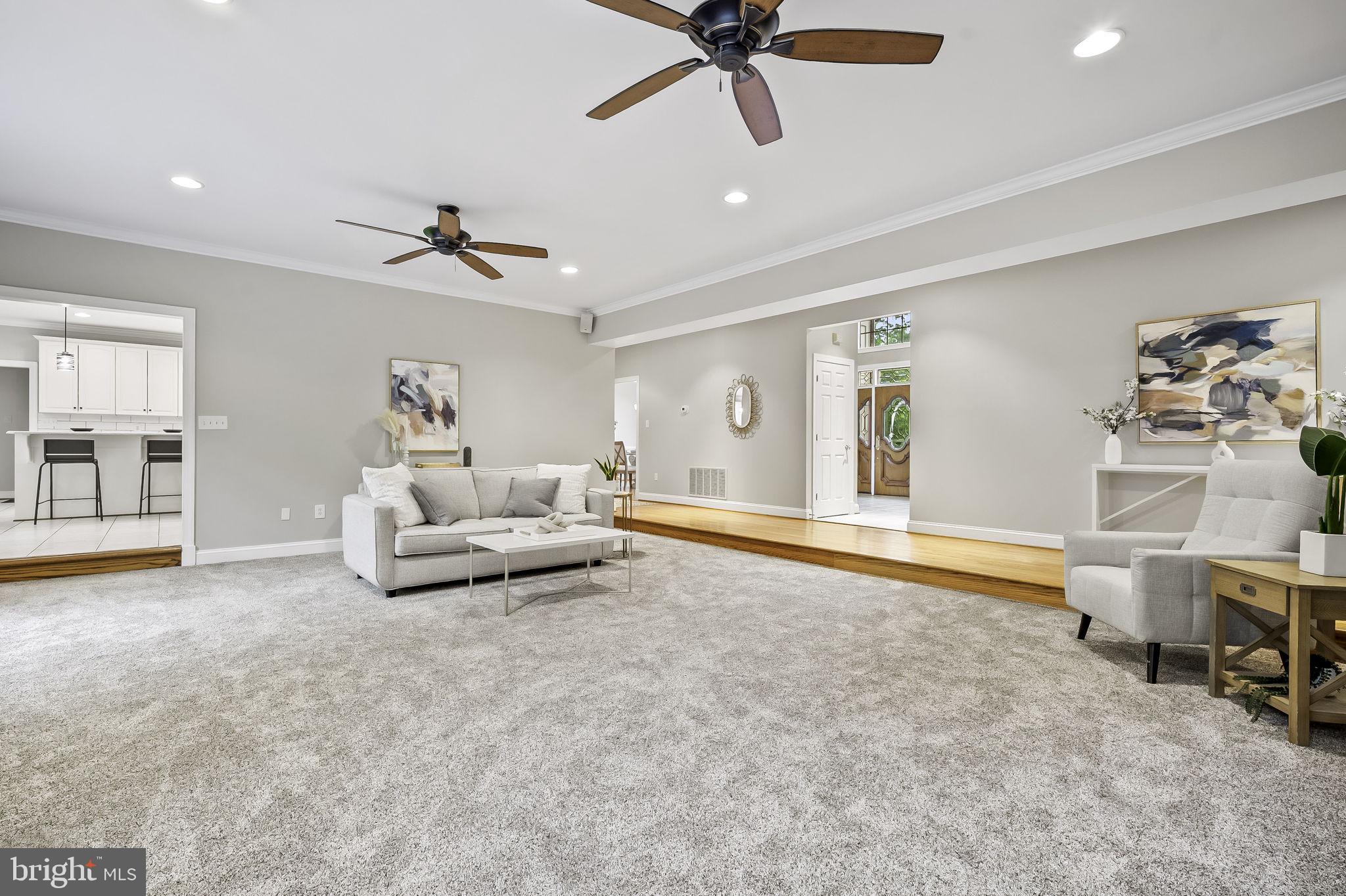 RIVER DOWNS - Residential