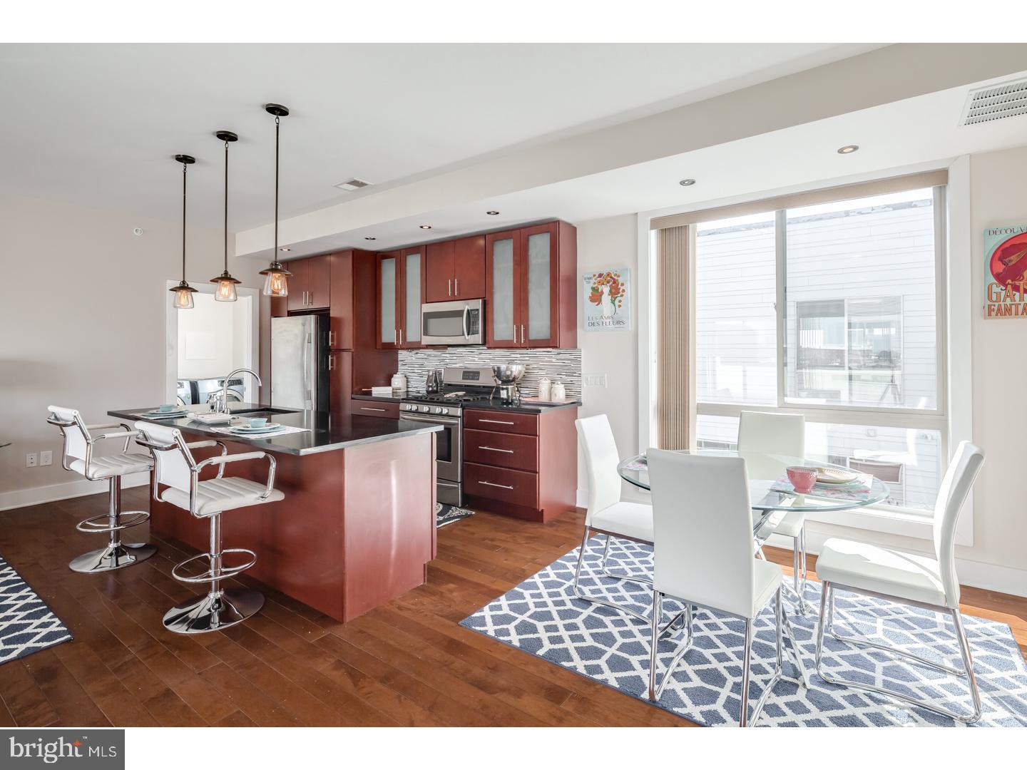 OLDE KENSINGTON - Residential