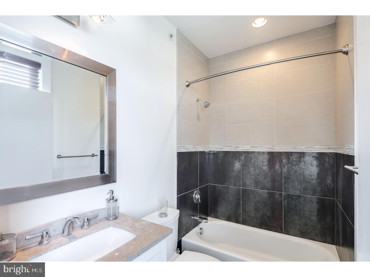 OLDE KENSINGTON - Residential