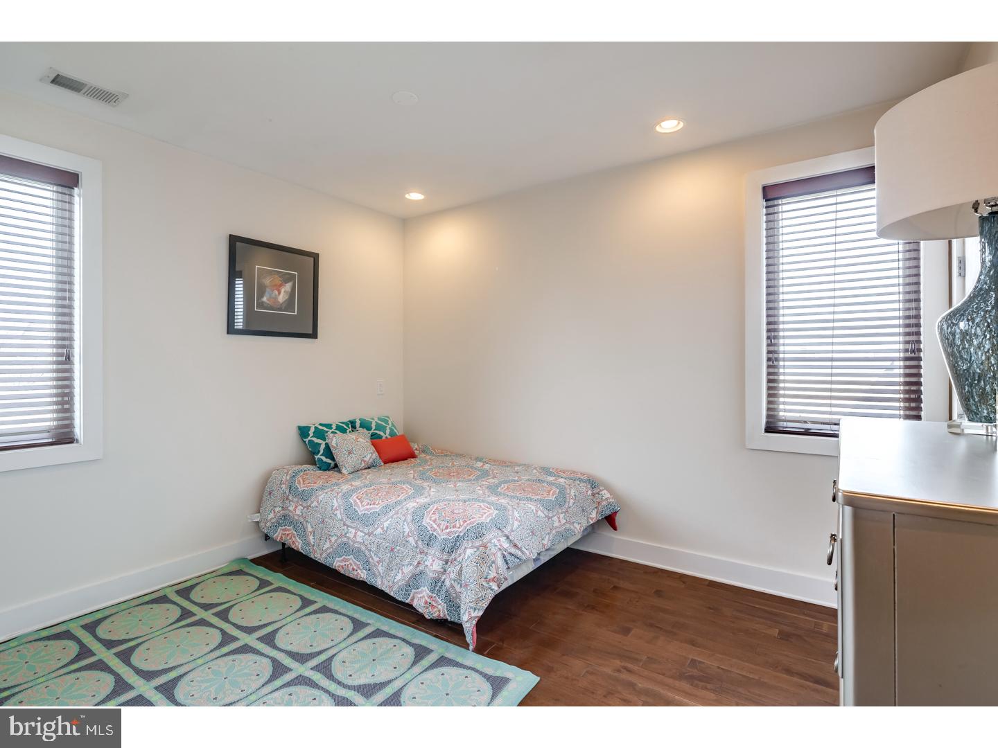 OLDE KENSINGTON - Residential