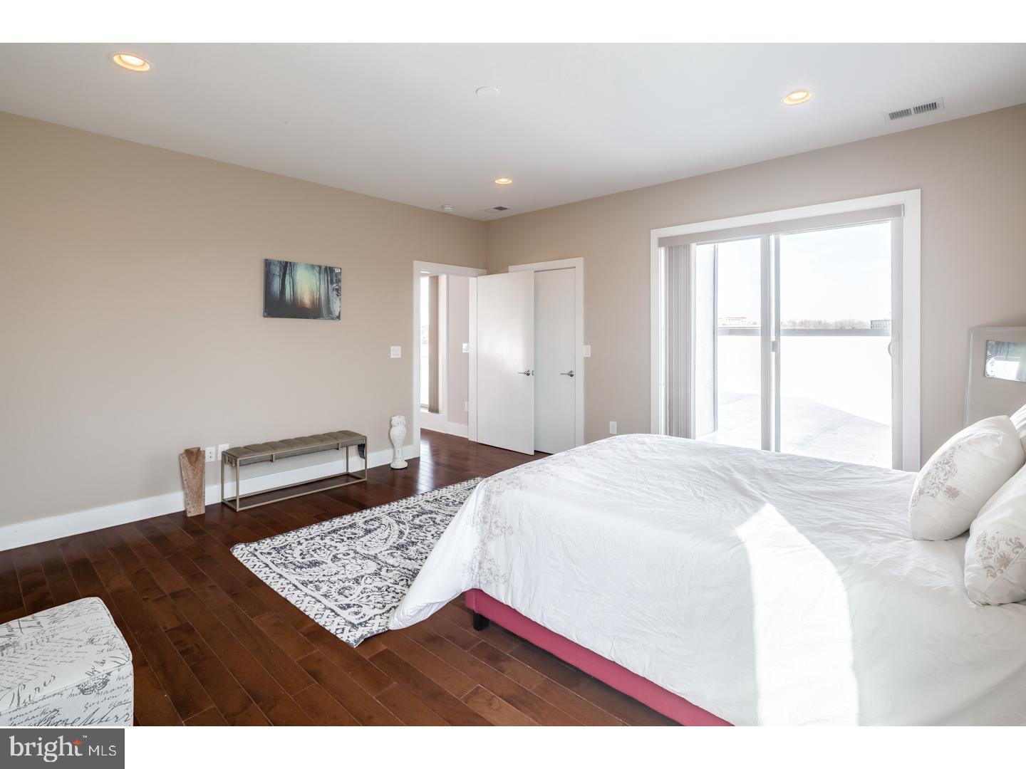 OLDE KENSINGTON - Residential