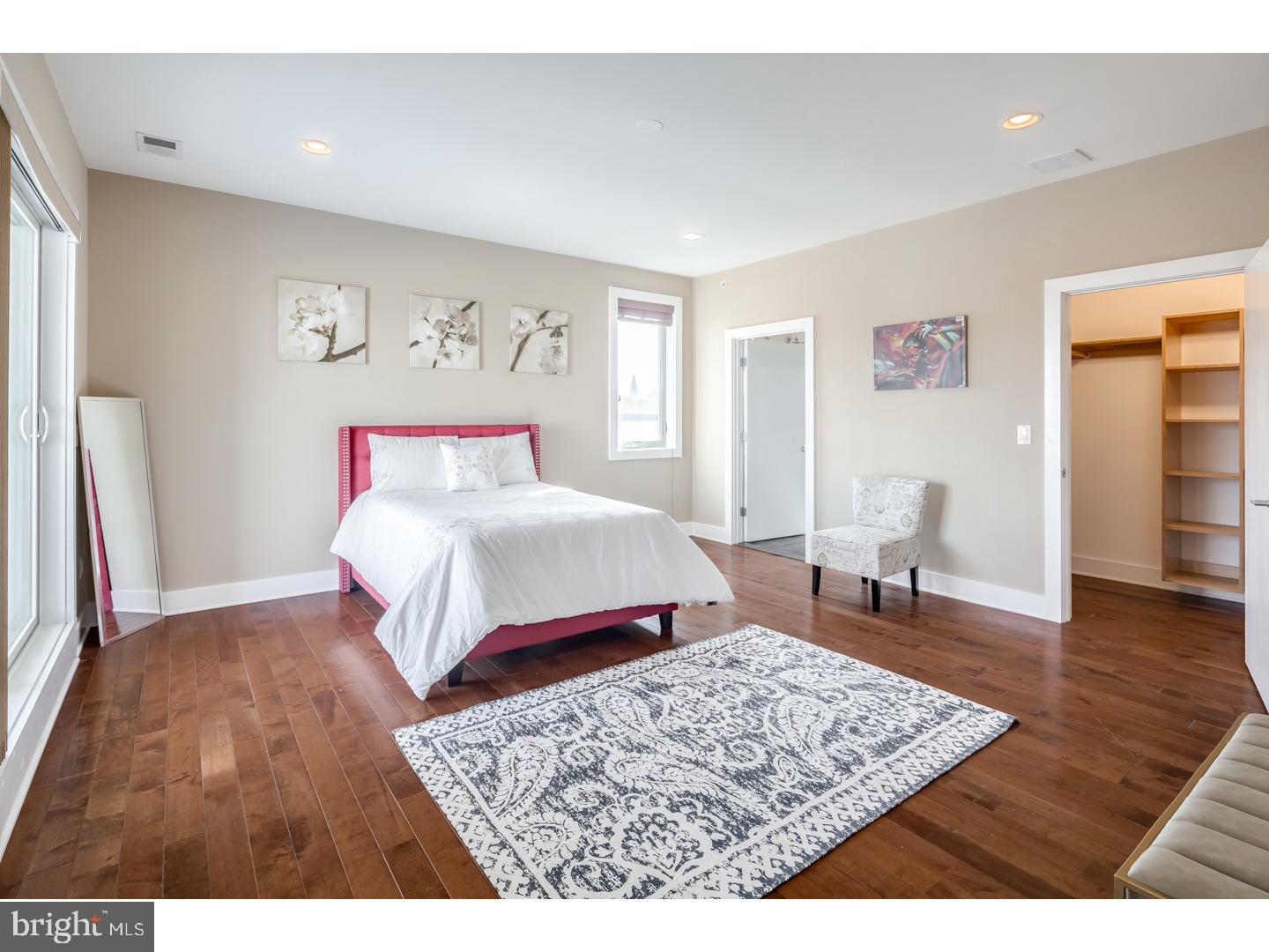 OLDE KENSINGTON - Residential