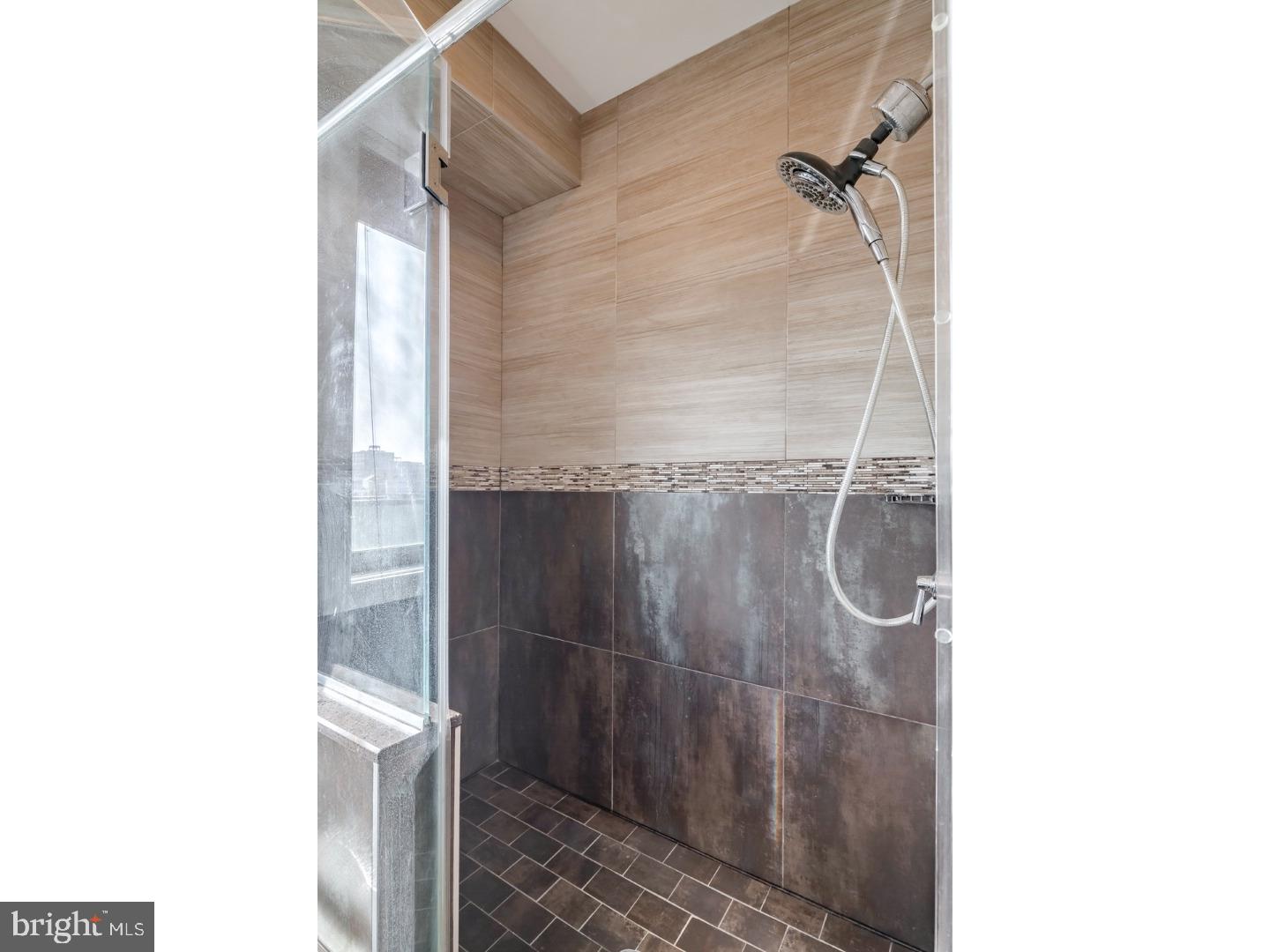 OLDE KENSINGTON - Residential