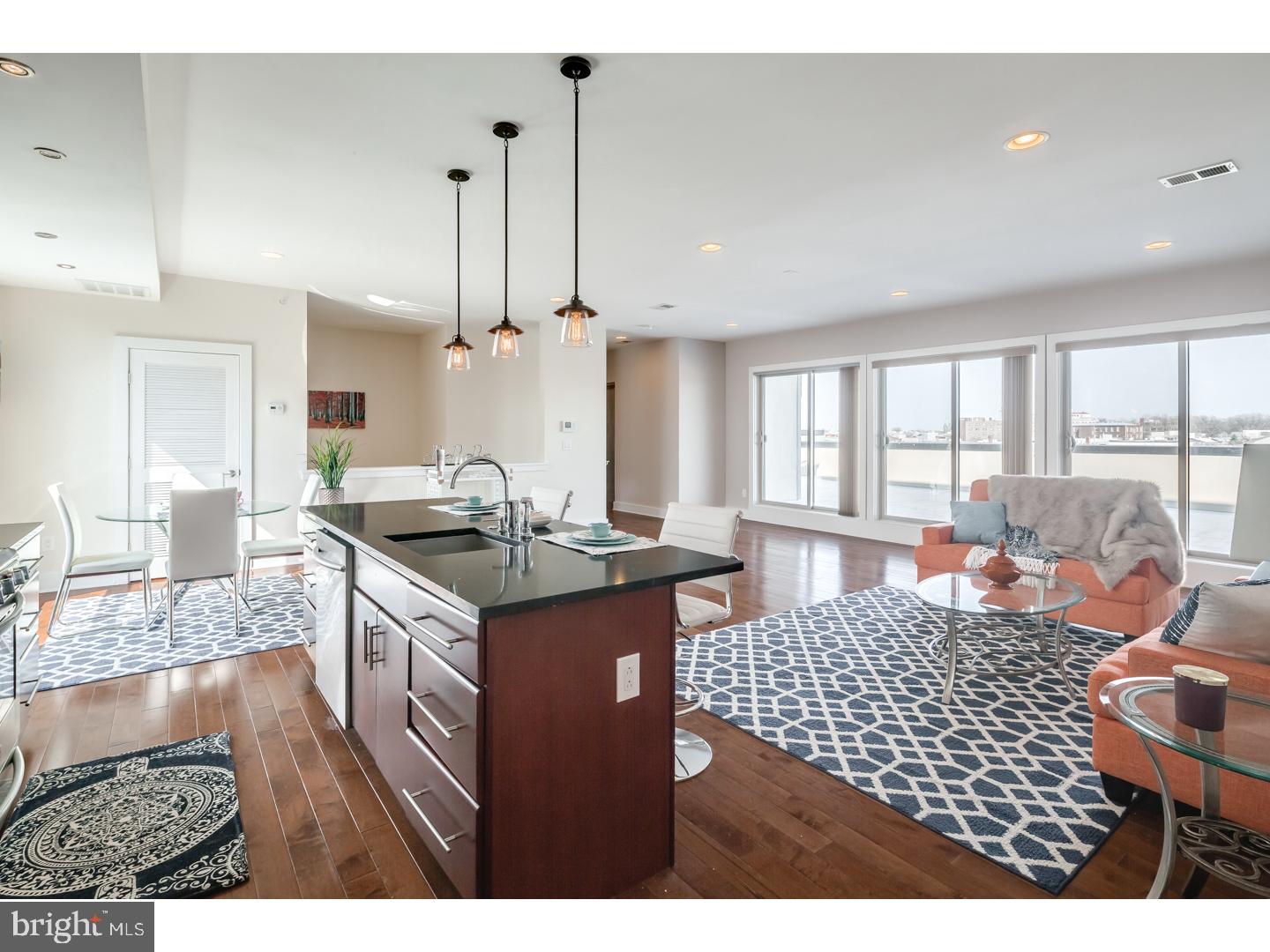 OLDE KENSINGTON - Residential