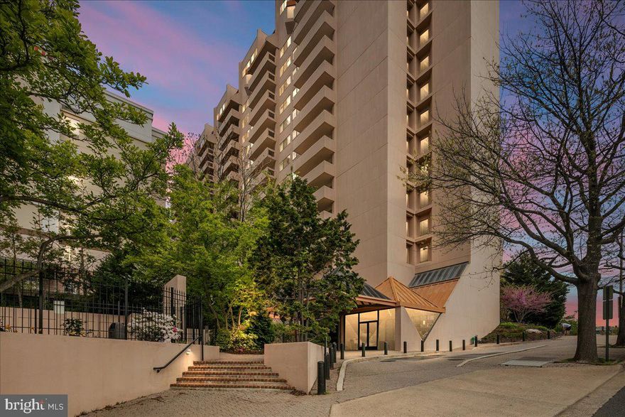 Live in the heart of Arlington at Courthouse! This spacious and modern 2-bedroom, 2-bath condo is perfectly situated in the vibrant Greater Courthouse community, just steps from the Metro, shopping, dining, a movie theater, grocery stores, and more. An unbeatable location!
This beautifully updated condo features an open-concept living and dining area, a newly renovated kitchen, fresh paint, and gleaming hardwood floors. Natural light fills the space, creating a bright and inviting atmosphere.

Woodbury Heights Condo Association is a well-managed, full-service building offering fantastic amenities, including an outdoor pool, fitness center, concierge service (7 AM–11 PM, 7 days a week), and on-site management. The condo fee covers parking, management, trash, water, and hot water. Pet-friendly building!

Don't miss this outstanding opportunity